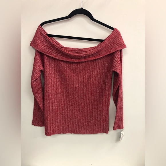 NWT INC INTERNATIONAL RED KNITTED SWEATER SILVER EMBELLISHED WIDE NECK XL - Picture 3 of 8